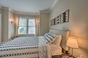 House (3 Bedrooms) | Interior - Bright Greensboro Escape ~ 1 Mi to Downtown (Greensboro)