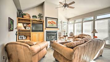 House (3 Bedrooms) | Front of property