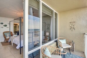 Apartment (2 Bedrooms) | Interior - Walk to Shore! Top-floor Daytona Beach Condo (Daytona Beach Shores)