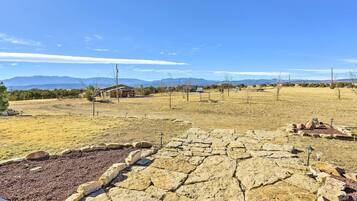 ู
ูุฒู (5 Bedrooms) | ุงูู
ูุดุฃุฉ ู
ู ุงูุฏุงุฎู