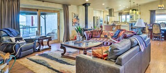 Beulah Home w/ Wraparound Porch & Mtn Views