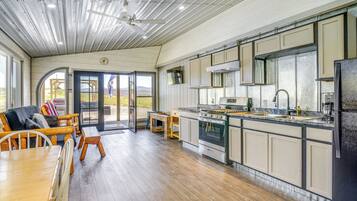 House (1 Bedroom) | Interior