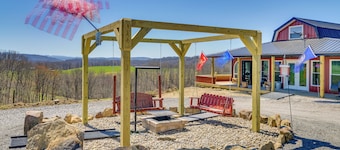 Scenic Ranch House w/ Fishing Pond!