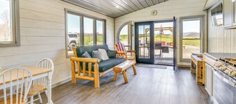 Scenic Ranch House w/ Fishing Pond!