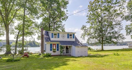 Lakefront Cottage w/ Covered Porch & Dock!