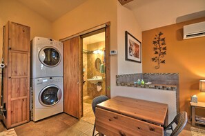 Apartment (0 Bedroom) | Interior