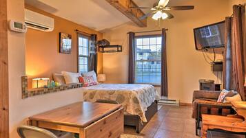 Apartment (0 Bedroom) | Interior