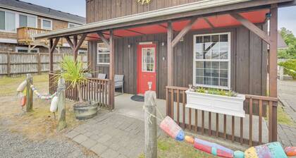 Cute Studio Cabin Steps to Long Beach Boardwalk