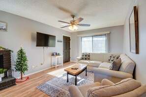 Apartment (2 Bedrooms) | Interior - 1 Mi to Museum: Pet-friendly Prescott Condo (Prescott)