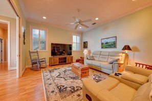 House (4 Bedrooms) | Interior