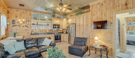 House (1 Bedroom) | Interior