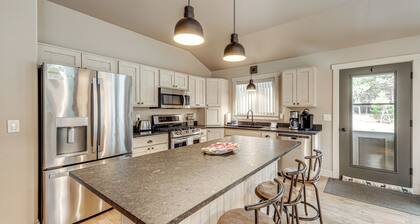 Kalispell Main House < 15 Mi to Flathead Lake