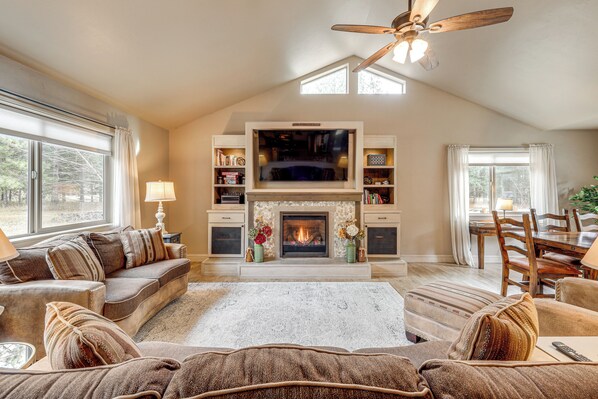 House (3 Bedrooms) | Front of property