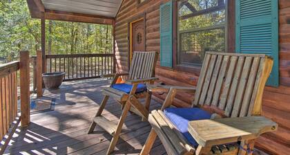 Broken Bow Hideaway w/ Hot Tub & Fire Pit!
