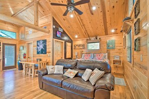 Apartment (0 Bedroom) | Bahagian dalam