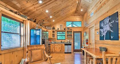 Broken Bow Hideaway w/ Hot Tub & Fire Pit!
