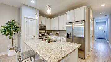 Apartment (3 Bedrooms) | Interior