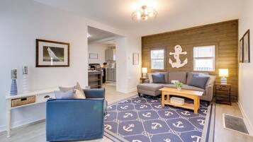 Cottage (2 Bedrooms) | Interior