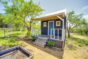 Interior - Chic House in Spring Branch w/ Lush Outdoor Space! (Spring Branch)