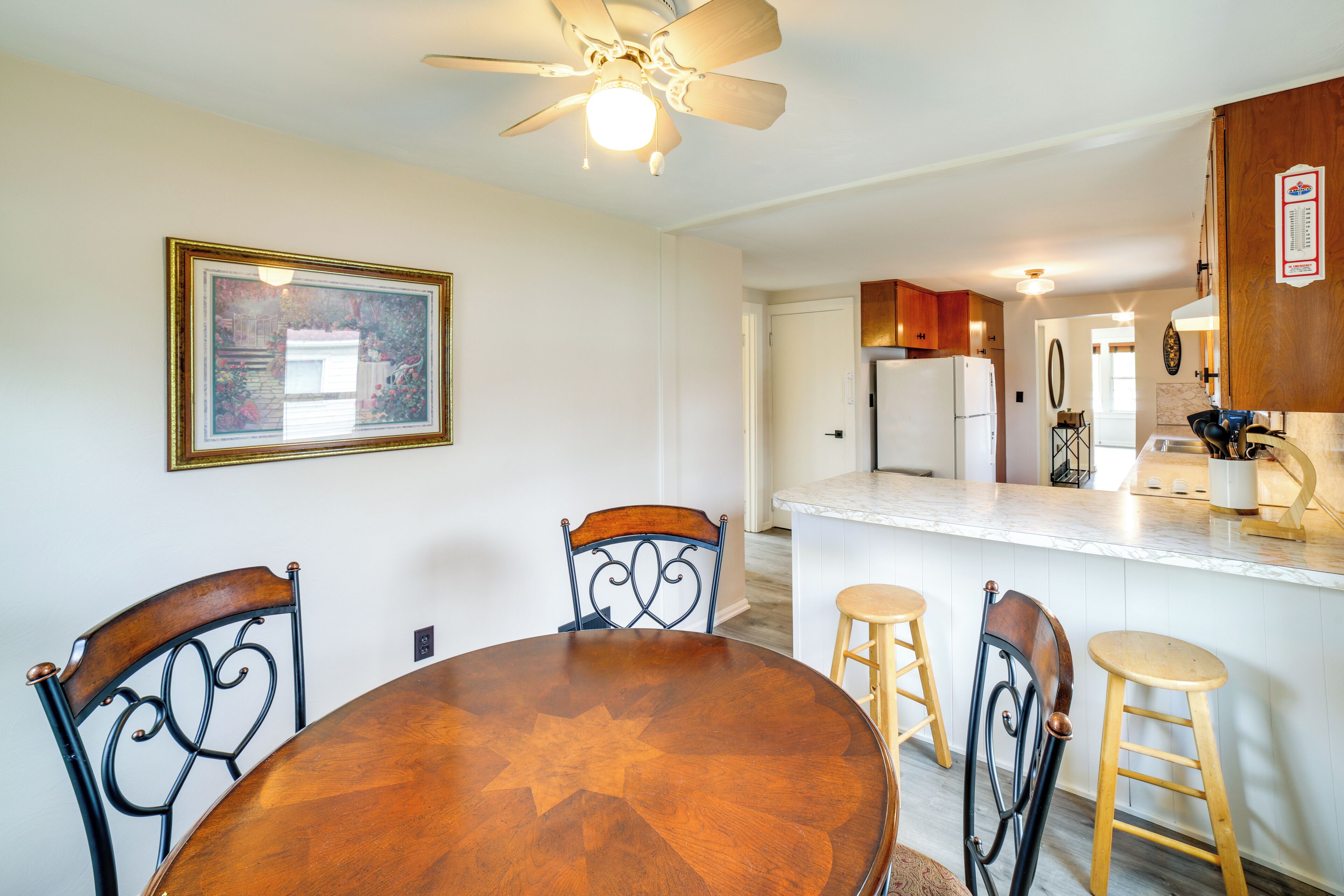 المنشأة من الداخل