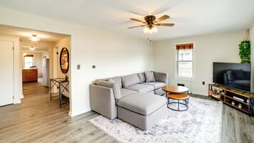 Cottage (2 Bedrooms) | Interior