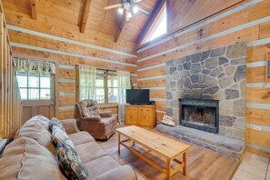 House (1 Bedroom) | Interior - Gatlinburg Cabin w/ Pool Table ~ 6 Mi to Downtown! (Gatlinburg)
