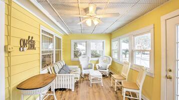 Cottage (3 Bedrooms) | Interior