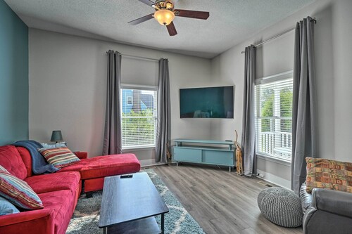 Bright Durham Home w/ Fully Furnished Deck!