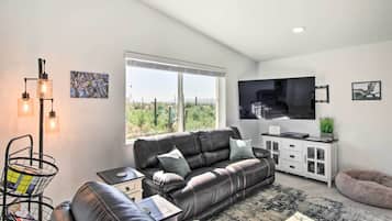 House (3 Bedrooms) | Front of property