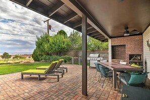 House (4 Bedrooms) | Front of property