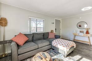 House (3 Bedrooms) | Interior - Updated Escape w/ Game Room 1 Block to River! (Bullhead City)