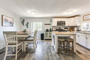 House (3 Bedrooms) | Interior - Updated Escape w/ Game Room 1 Block to River! (Bullhead City)