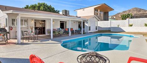 House (3 Bedrooms) | Front of property