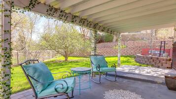 Apartment (1 Bedroom) | Interior