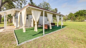 Tempat makan outdoor