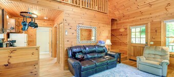 Quaint Cabin w/ Stream in Blue Ridge!
