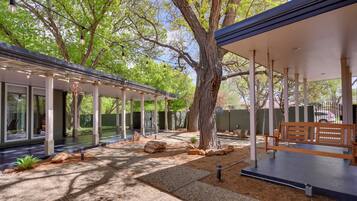 Nhà (4 Bedrooms) | Mặt tiền nơi lưu trú