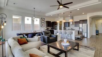 Nhà (3 Bedrooms) | Nội thất