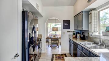 Casa (3 Bedrooms) | Interior