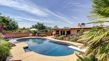 Casa (3 Bedrooms) | Vista frontal de la propiedad