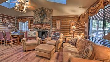 House (2 Bedrooms) | Front of property