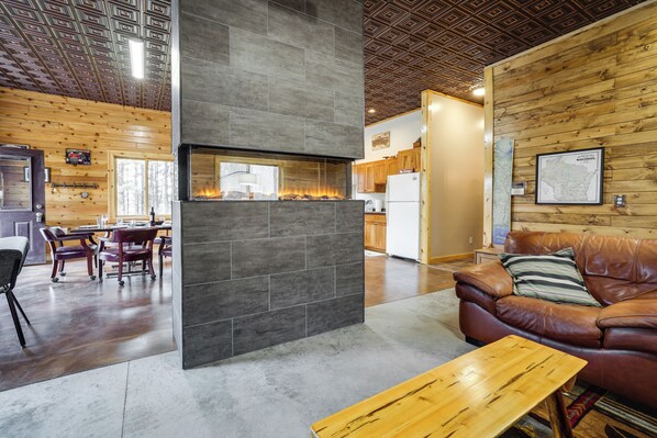 House (2 Bedrooms) | Interior