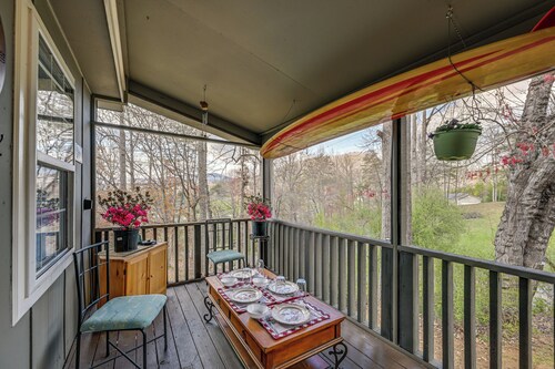Whittier Vacation Rental Cabin: Pets Welcome!