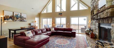 House (5 Bedrooms) | Front of property