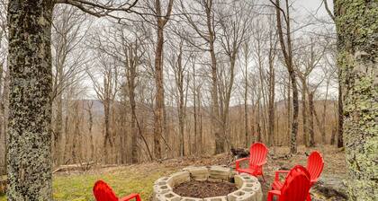 Deck, Grill & Fire Pit: Sugar Mountain Retreat!