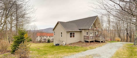 House (5 Bedrooms) | Interior