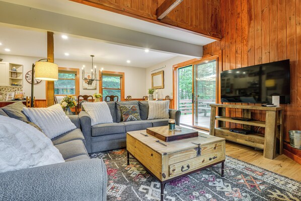 Interior - Cozy Wilmington Home: 6 Mi to Mount Snow! (Wilmington)