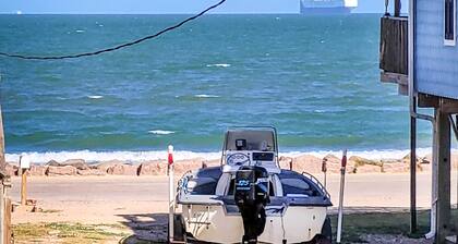 Walk to Ocean: Coastal Surfside Beach Bungalow!