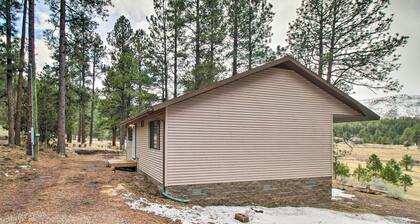 Peaceful Nutrioso Cabin Retreat w/ Mountain Views!