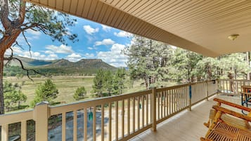 House (2 Bedrooms) | Terrace/patio